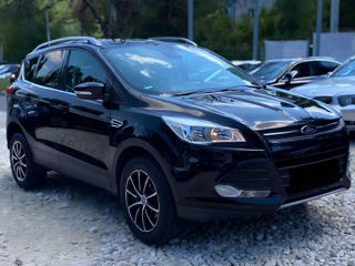 Ford Kuga foto 2