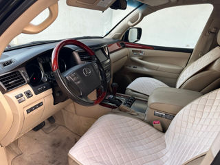 Lexus LX Series foto 4