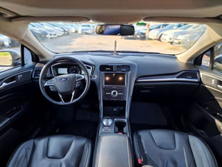 Ford Fusion foto 6