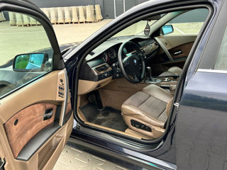 BMW 5 Series фото 8