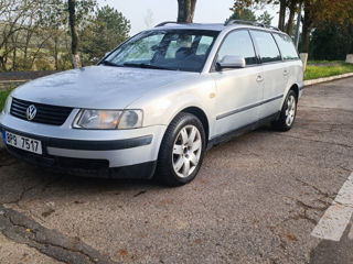 Volkswagen Passat foto 2