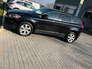 Volvo XC60 foto 3