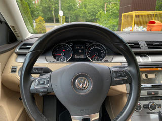 Volkswagen Passat foto 3