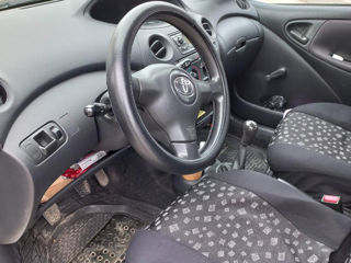 Toyota Yaris foto 5