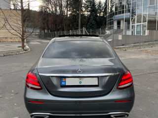 Mercedes E-Class foto 5