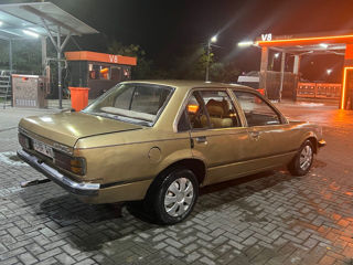 Opel Rekord foto 3