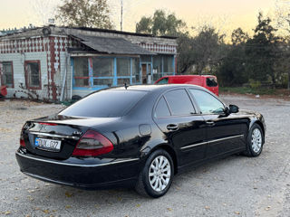 Mercedes E-Class foto 5