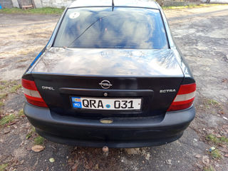 Opel Vectra foto 2