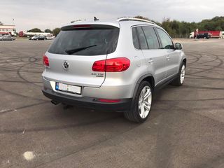 Volkswagen Tiguan foto 6