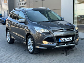 Ford Kuga foto 2