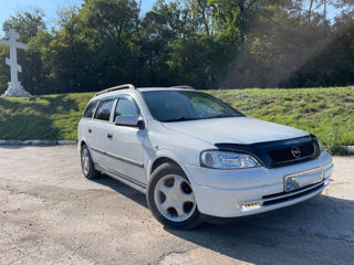 Opel Astra foto 1