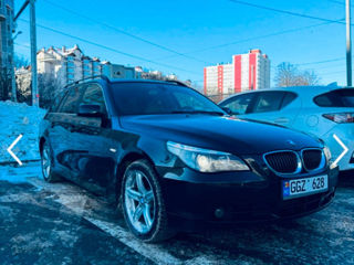 BMW 5 Series foto 3