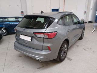 Ford Kuga foto 2