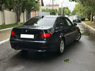 BMW 5 Series foto 4