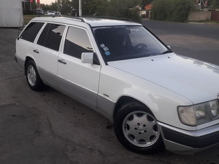 Mercedes Series (W124) foto 3