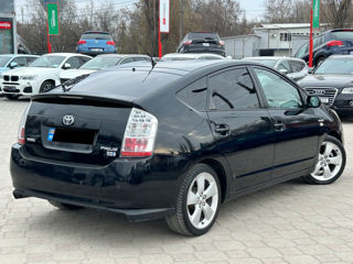 Toyota Prius foto 4