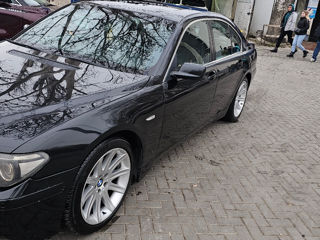 BMW 7 Series foto 7