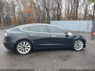 Tesla Model 3 foto 12