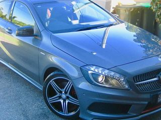 Mercedes E Class foto 10