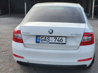 Skoda Octavia foto 4