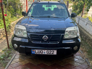 Nissan X-Trail foto 3