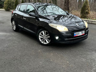 Renault Megane foto 2