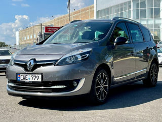 Renault Grand Scenic foto 2