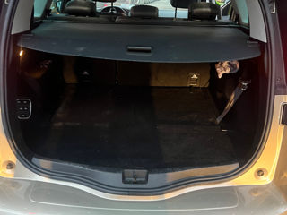 Renault Grand Scenic foto 4