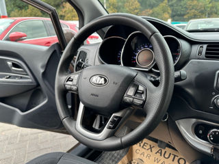 KIA Rio foto 11