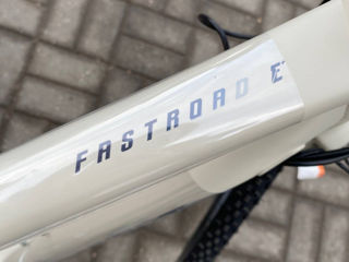 Электрический Велосипед Giant Fastroad E+ foto 2