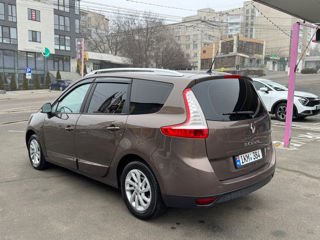 Renault Grand Scenic foto 5