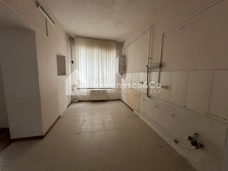 Apartament cu 4 camere, 144 m², Telecentru, Chișinău foto 4