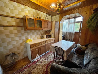 Apartament cu 3 camere, 72 m², Buiucani, Chișinău foto 2