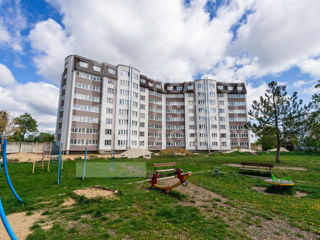 Apartament cu 3 camere, 105 m², 10 cartier, Bălți foto 2