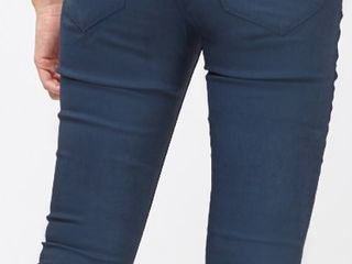 Новые фирменные джинсы. Размер S.