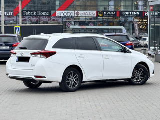 Toyota Auris foto 4