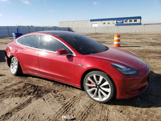 Tesla Model 3 foto 3