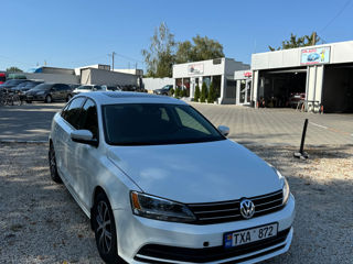 Volkswagen Jetta foto 2