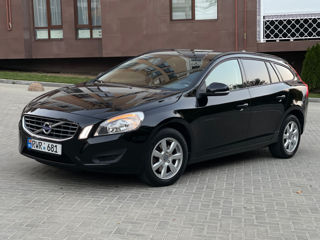 Volvo V60 foto 4