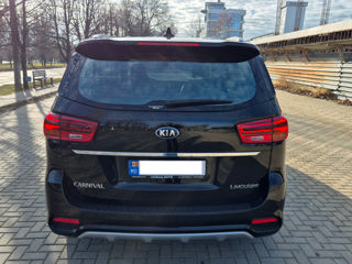 KIA Carnival foto 5