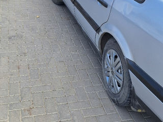 Volkswagen Passat foto 4