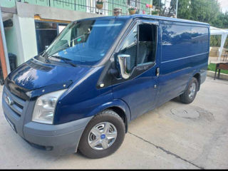 Ford Transit Custom foto 1