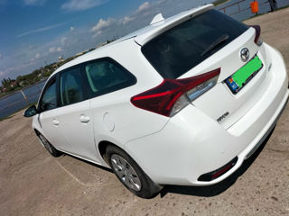 Toyota Auris foto 3