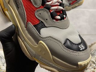 Balenciaga Triple S Gray Red Blue Unisex foto 6