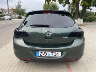 Opel Astra foto 9