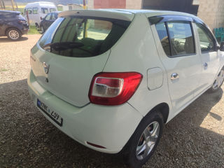 Dacia Sandero foto 3