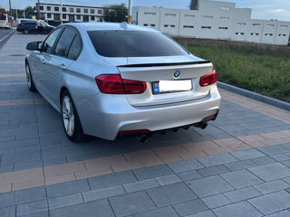 BMW 3 Series foto 4