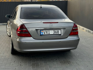 Mercedes E-Class foto 5