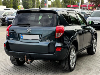 Toyota Rav 4 foto 2