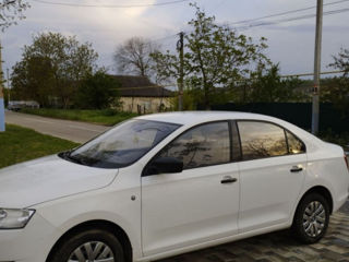 Skoda Rapid foto 2